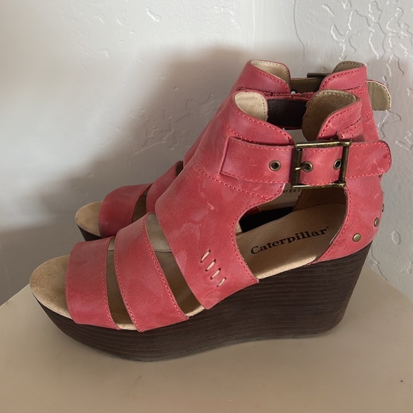 CAT-Caterpillar red distressed leather platform sandal - sz 8.5 - Picture 3 of 9